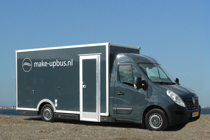 Make-upbus 2